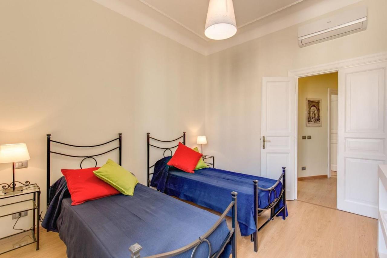 Lovely 4-Bedroom Apartment 30M Sangiovanni Metro Rom Eksteriør billede